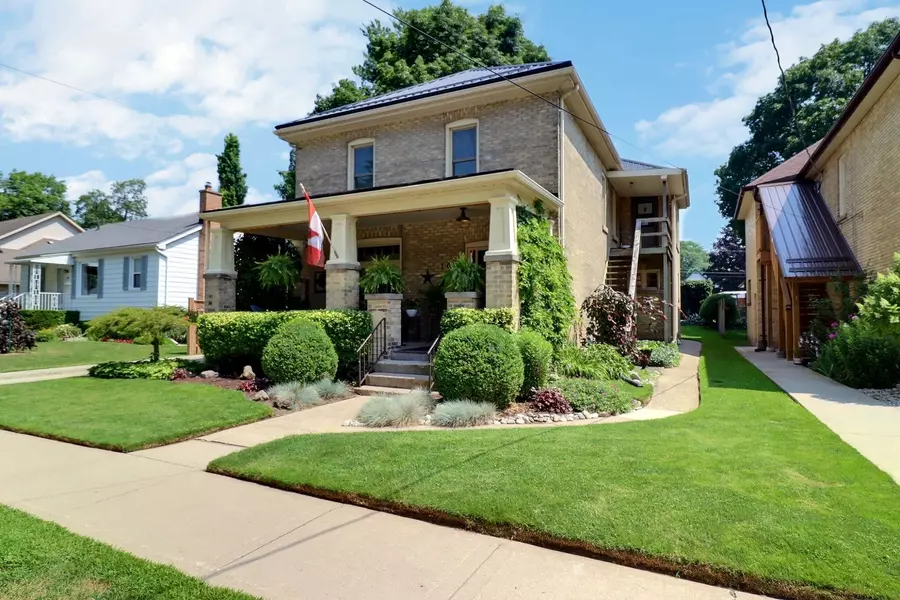 104 North ST N, Strathroy-caradoc, ON N7G 1Z5