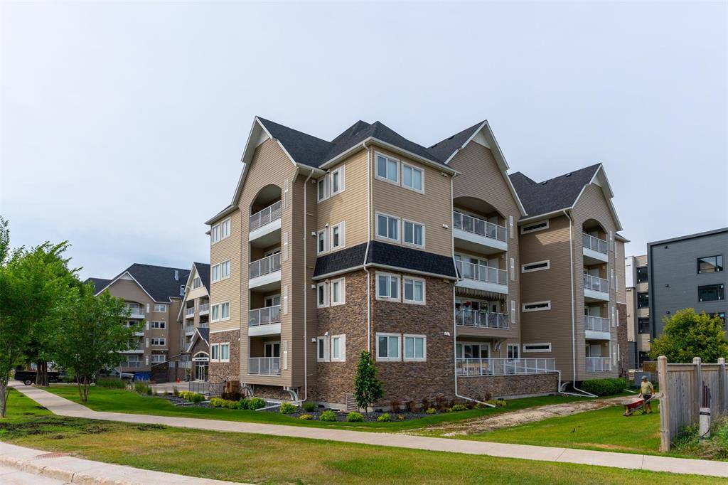 Winnipeg, MB R3Y 0R4,10 Linden Ridge DR