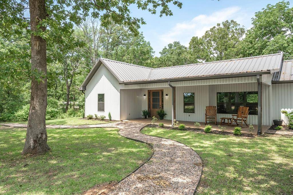 10500 County Road 1205,  Athens,  TX 75751
