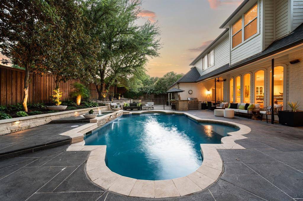 Colleyville, TX 76034,2707 Red Oak Court W