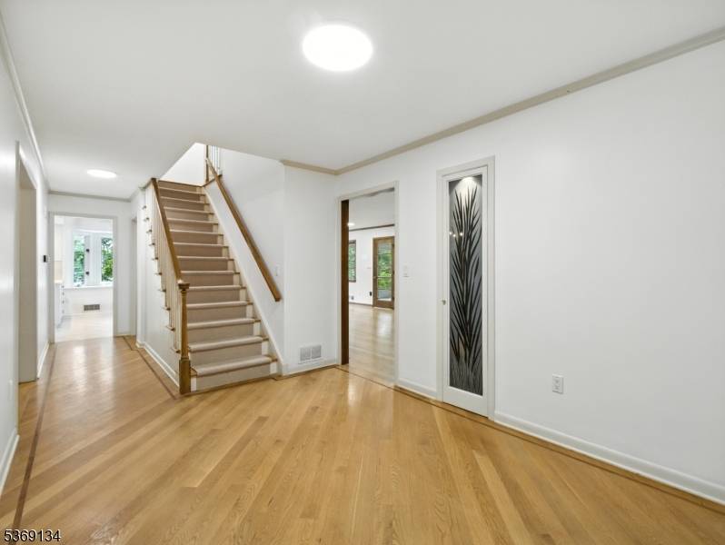 Watchung Boro, NJ 07069,25 Timberline Way