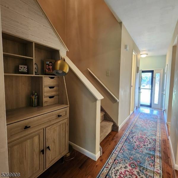 Hampton Twp., NJ 07860,4 Cardinal Ln