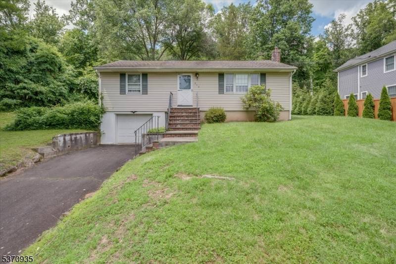 Chatham Twp., NJ 07928,868 River Rd