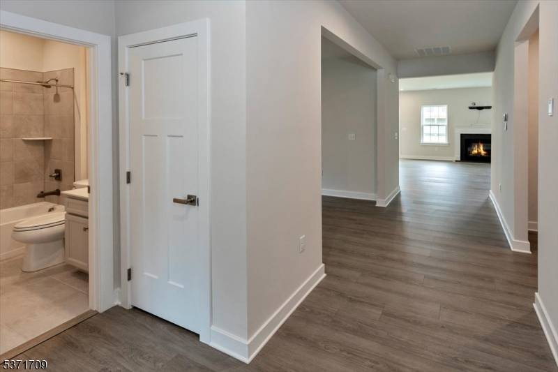 Mansfield Twp., NJ 07865,8 Middle Ln W