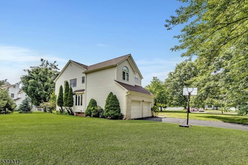 Hillsborough Twp., NJ 08844,2 Sweney Ct