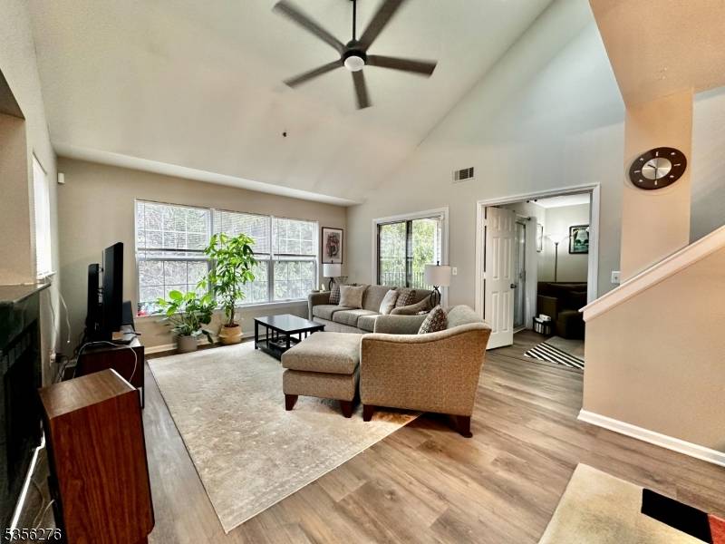 Clifton City, NJ 07012,16 Collura Ln