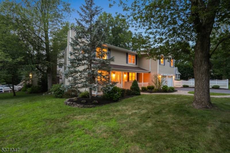Roseland Boro, NJ 07068,2 Cobb Ter