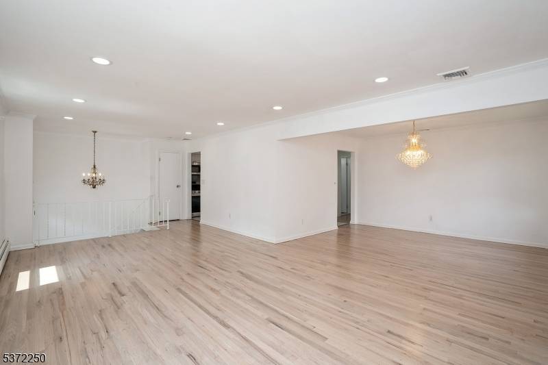 West Orange Twp., NJ 07052,11 Gerdes Ave