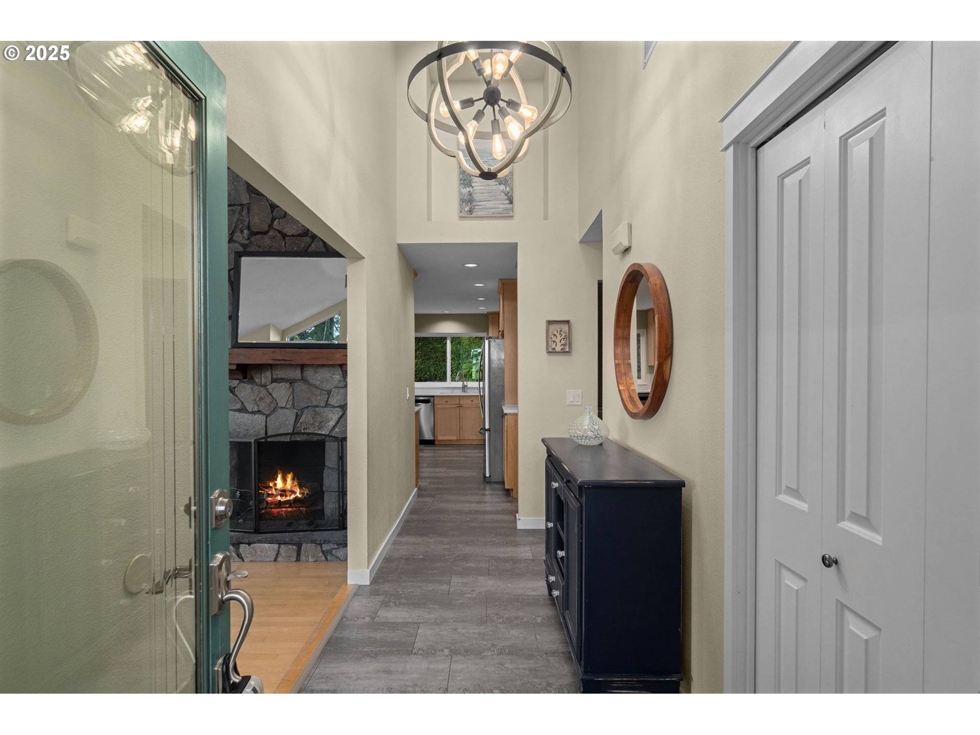 West Linn, OR 97068,19428 WILDERNESS DR