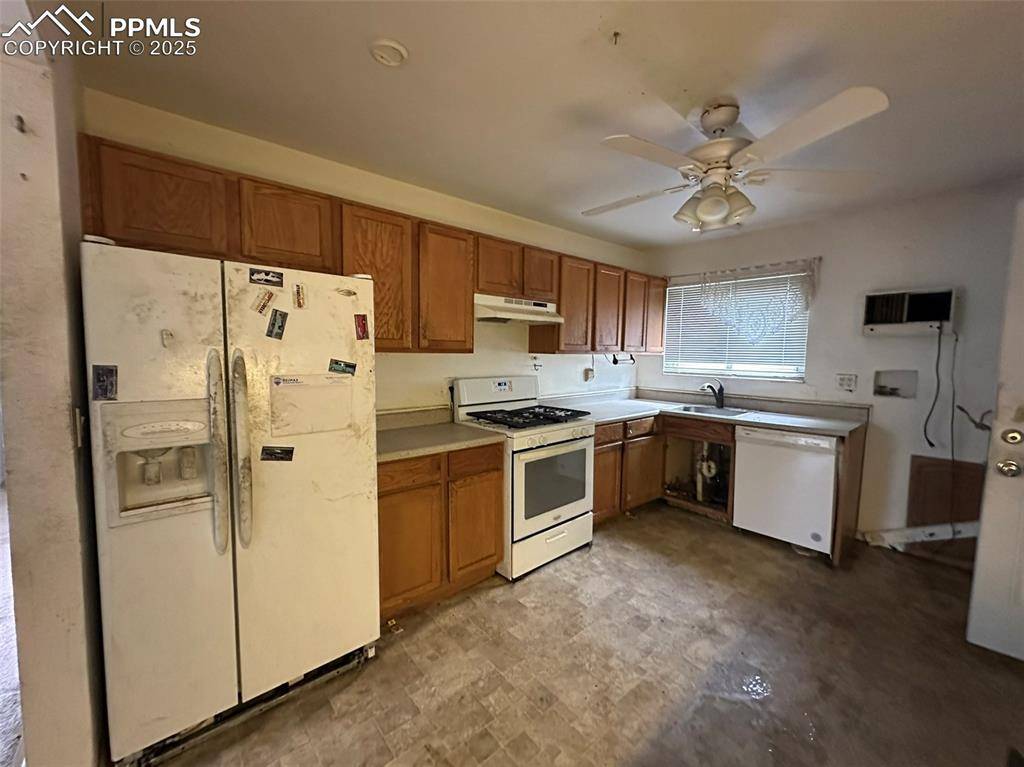 Colorado Springs, CO 80906,1126 Maxwell ST
