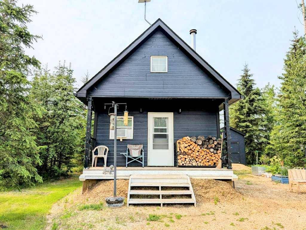 4 4A ST W, Faust, AB T0G 0X0