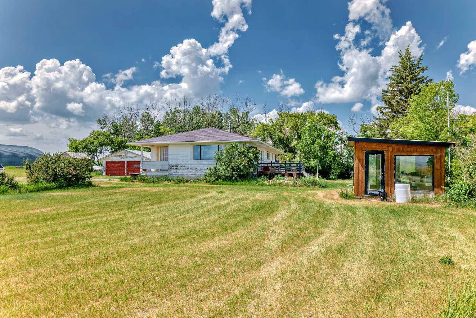 230062 Range Road 205, Rural Wheatland County, AB T1P 3G0