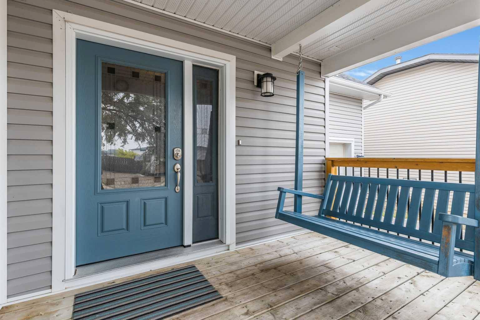 Redcliff, AB T0J 2P0,974 Kipling CRES Southwest