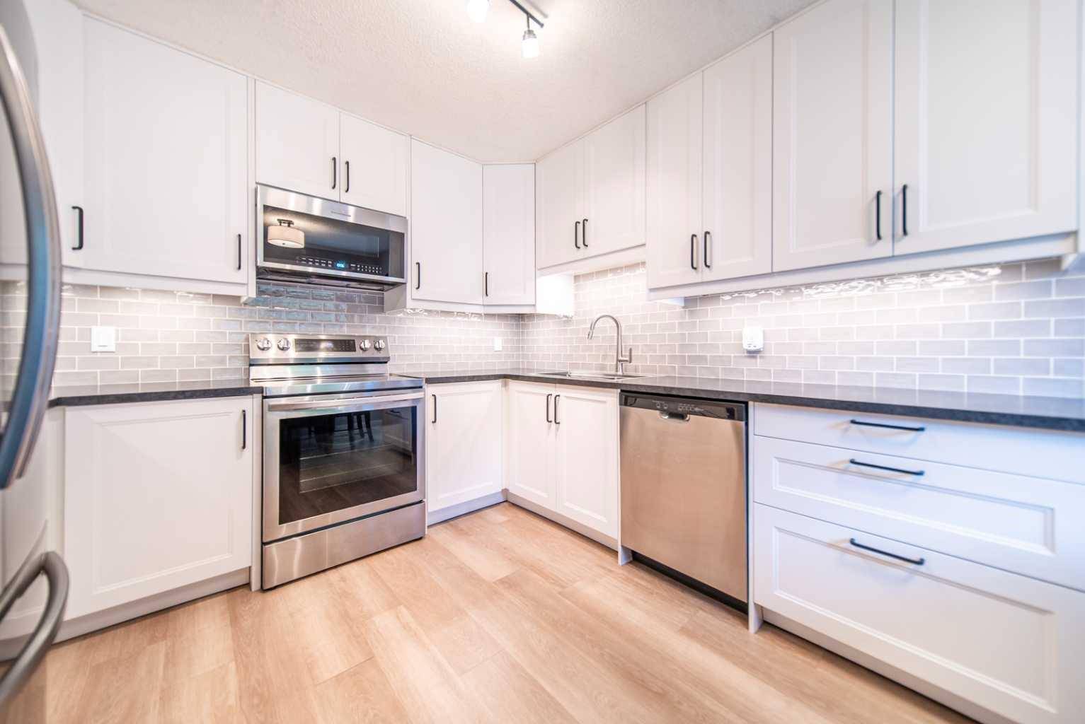 Calgary, AB T3G 1P2,6503 Ranchview DR Northwest #42