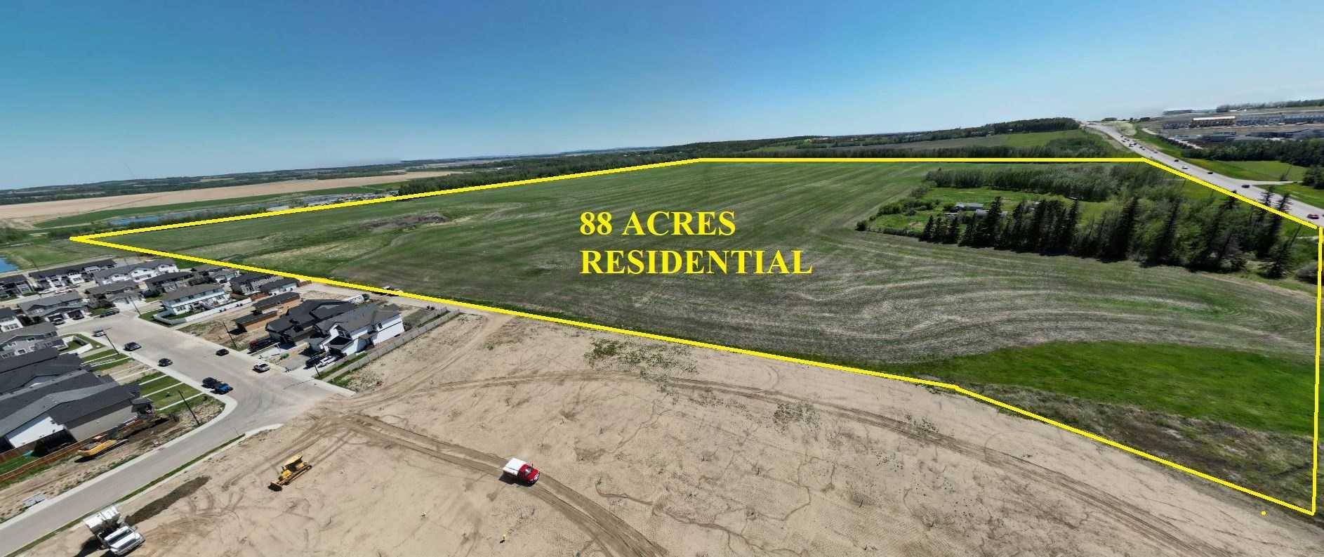 10 Iron Gate BLVD, Sylvan Lake, AB T4S 2J7