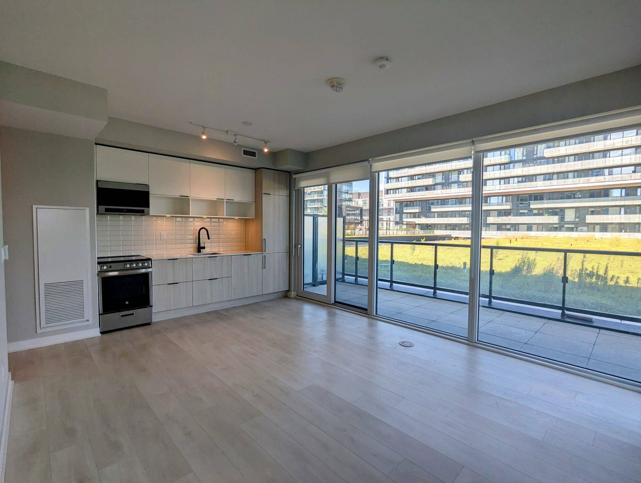 180 Mill ST #S604, Toronto C08, ON M5A 0V7