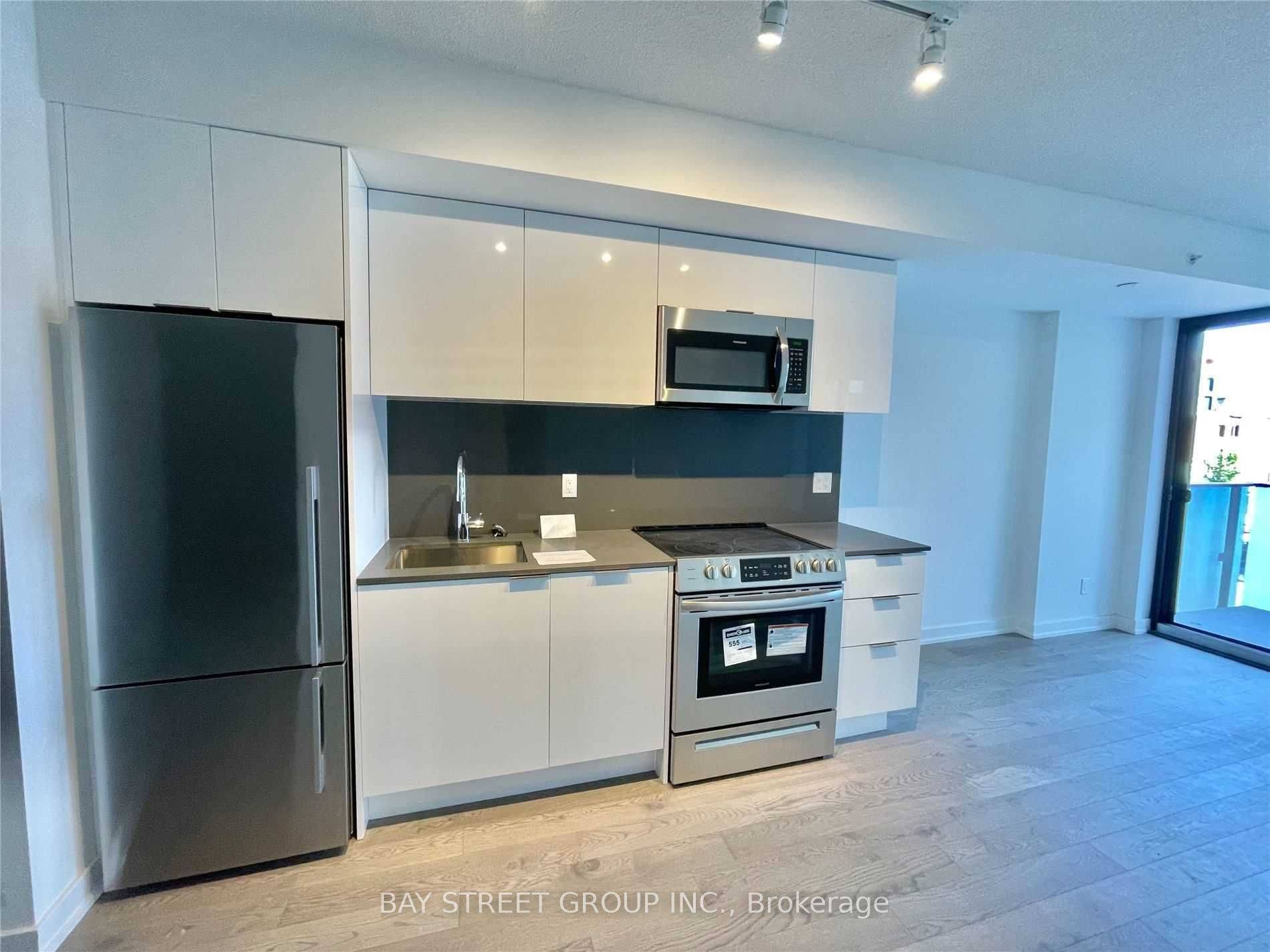 Toronto C08, ON M5C 0A6,25 Richmond ST E #303