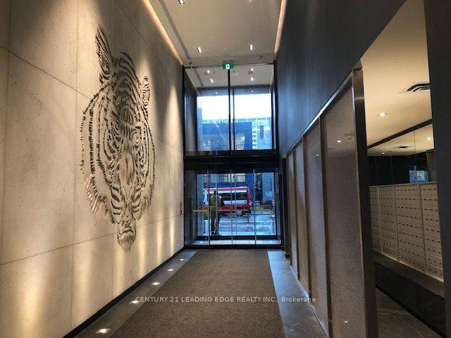 Toronto C08, ON M4Y 0C4,28 Wellesley ST E #405