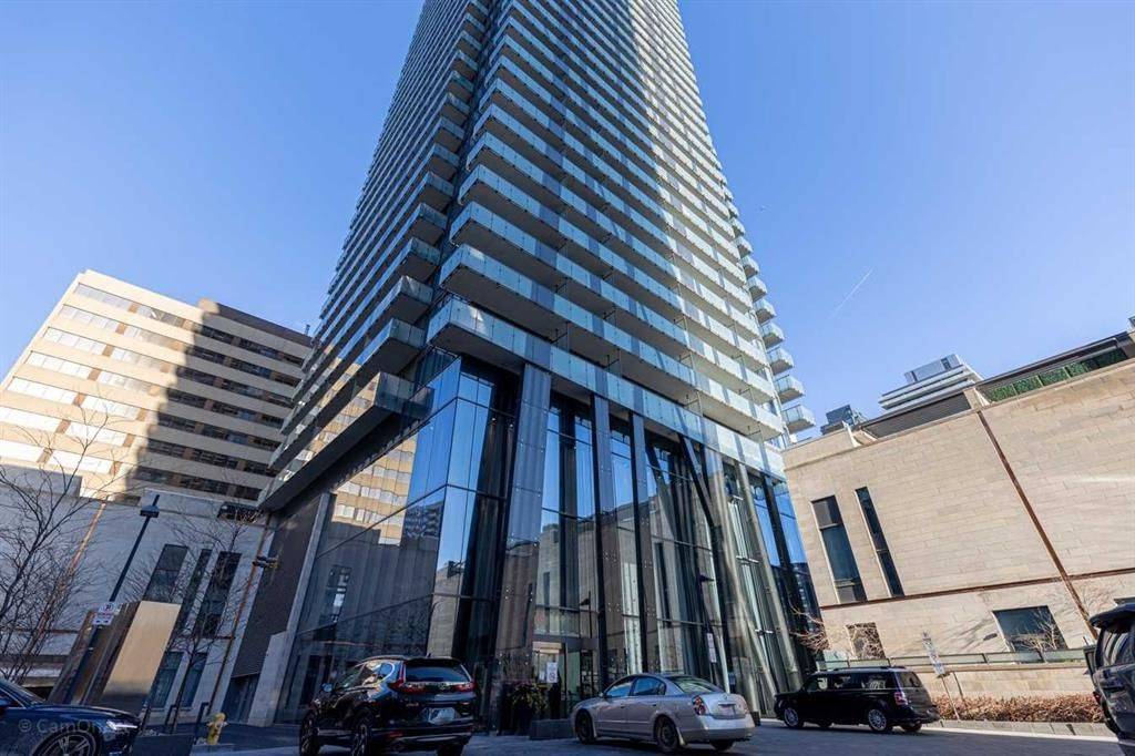 Toronto C01, ON M5S 0A5,1080 Bay ST #5205