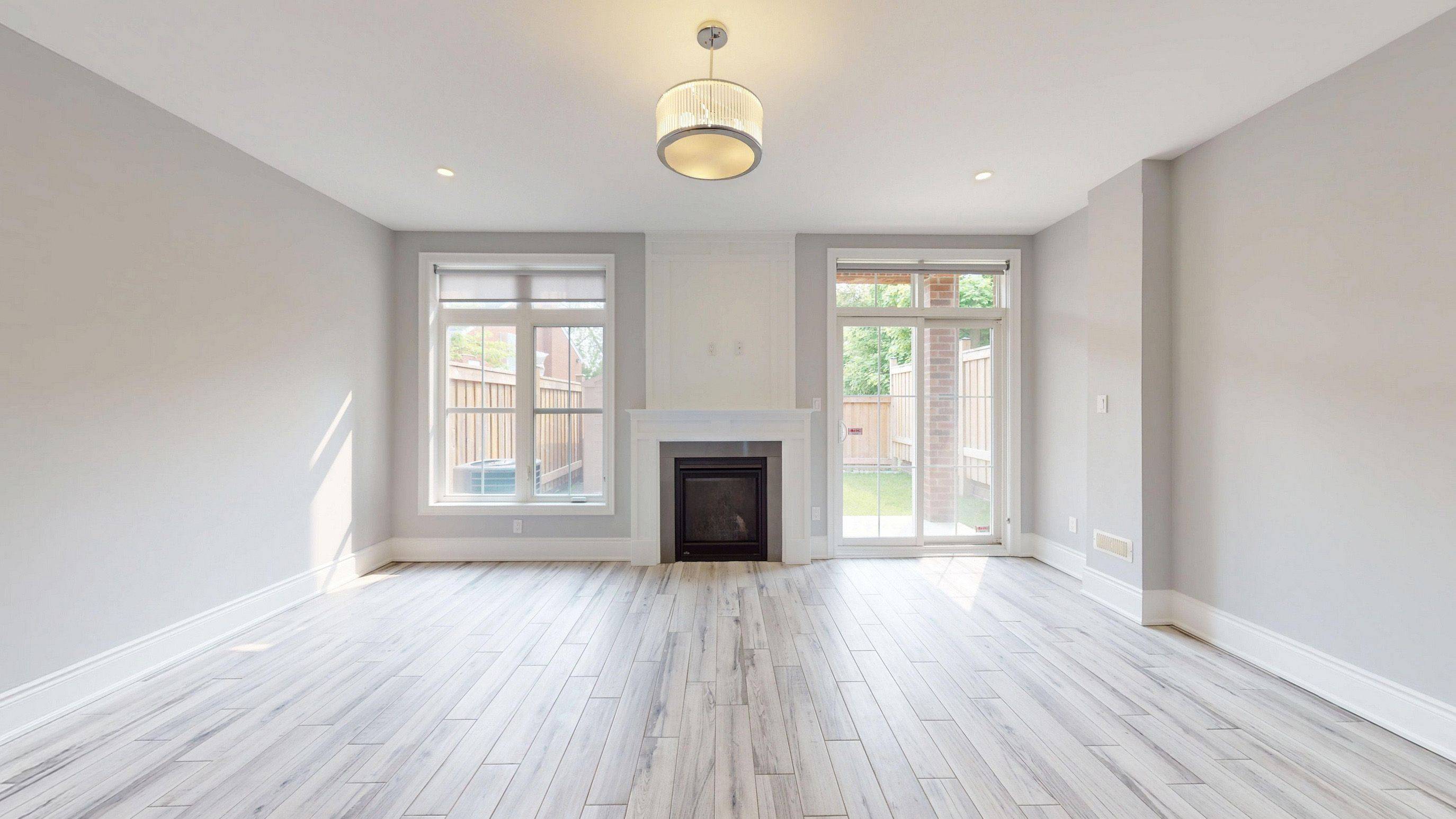 Richmond Hill, ON L4C 4N7,51 Hall ST
