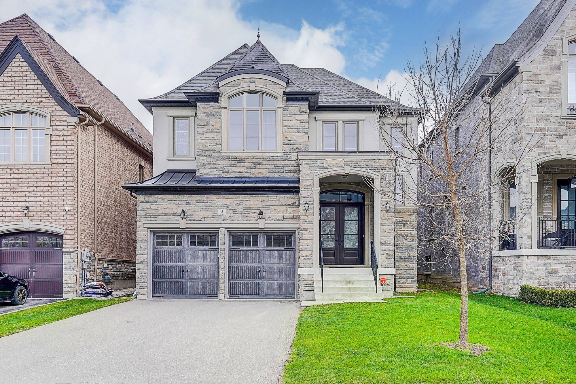 3 Lavender Valley DR, King, ON L7B 0B9