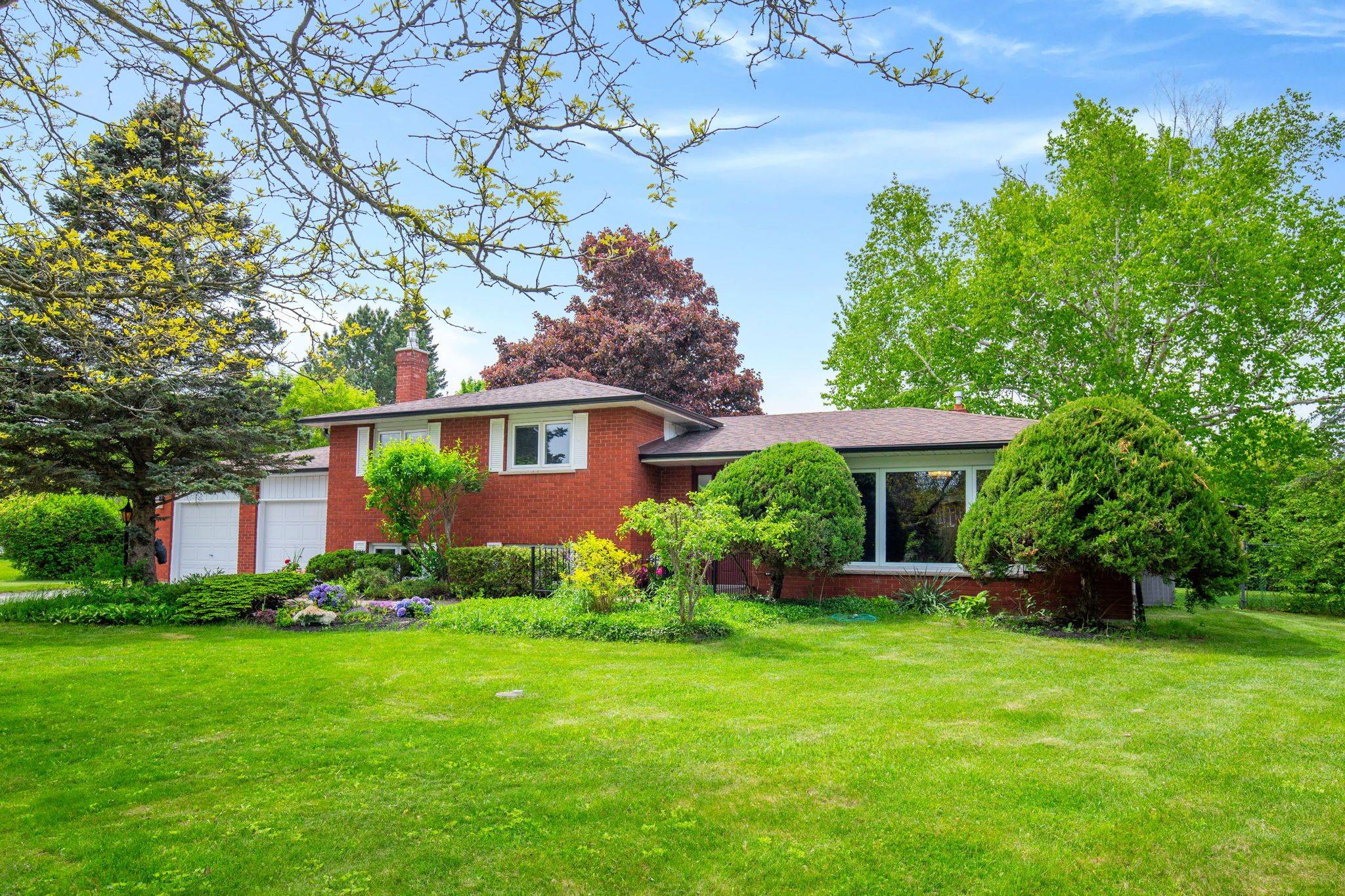 East Gwillimbury, ON L9N 1G4,40 Delta CRES