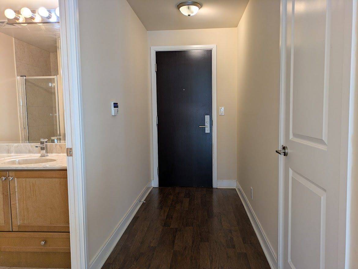Mississauga, ON L4Z 0A8,50 Absolute AVE #2304