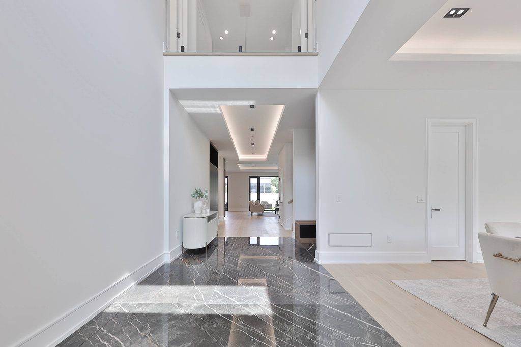 Mississauga, ON L4Y 1L6,1349 Melton DR