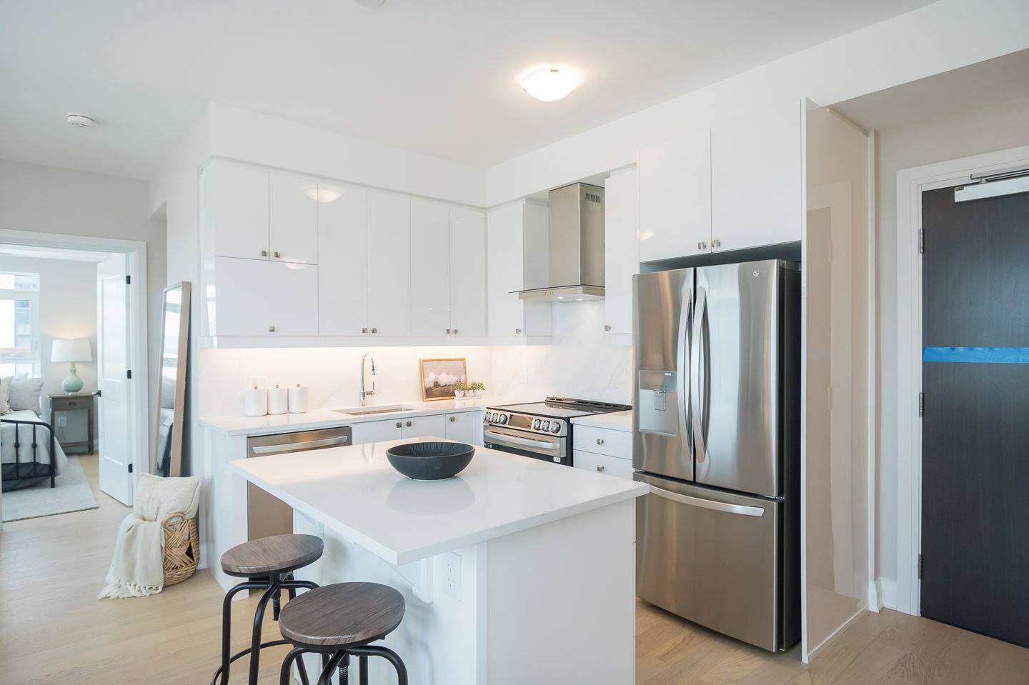 Milton, ON L9E 1Z4,480 Gordon Krantz AVE #308
