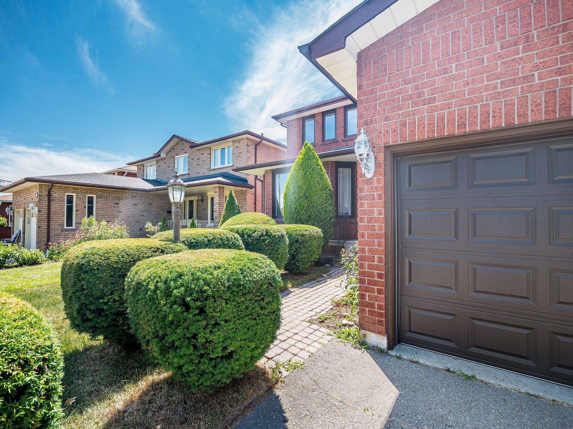 Toronto W08, ON M9B 6J5,155 Silverhill DR