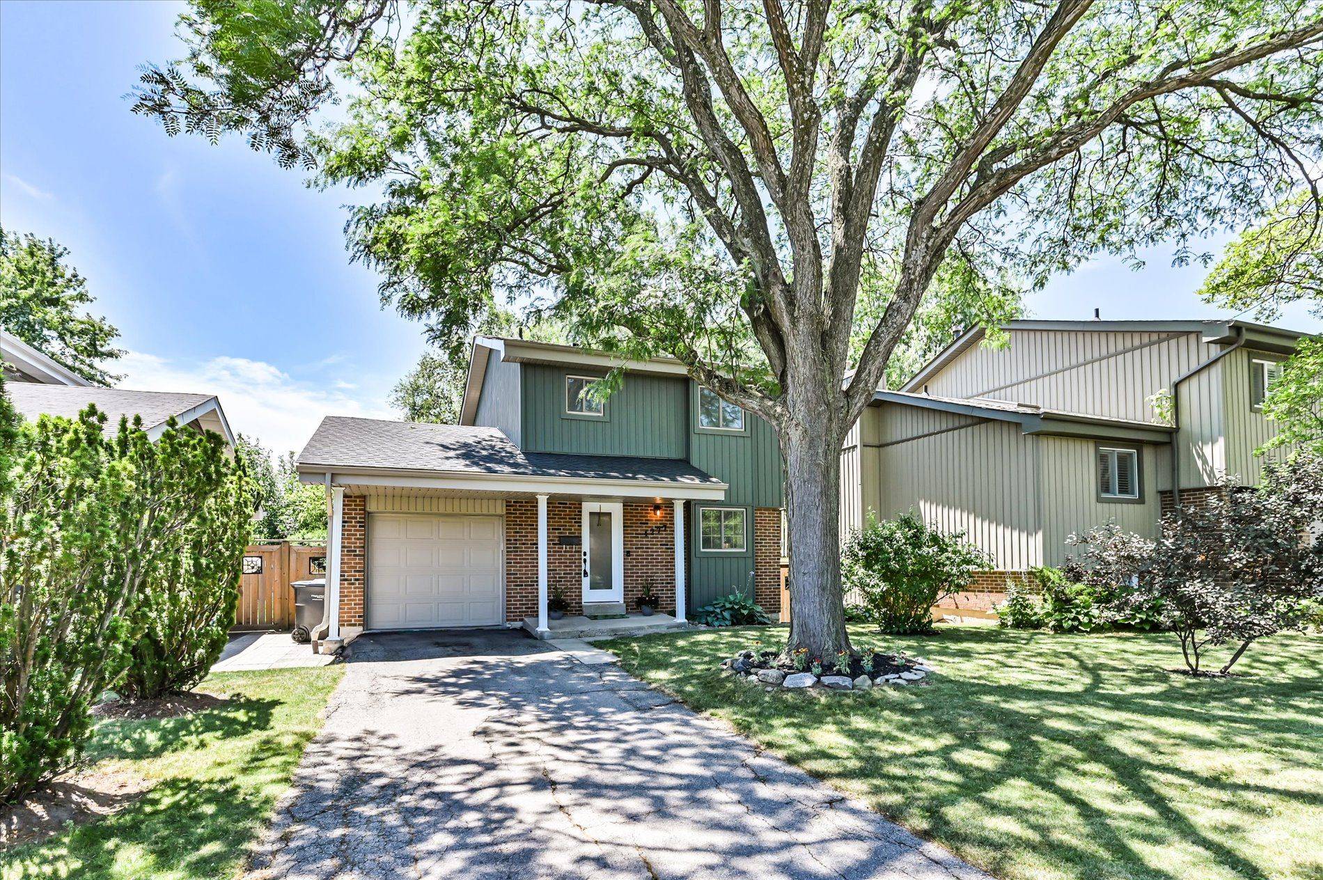 Mississauga, ON L5L 1Z2,4277 Jefton CRES
