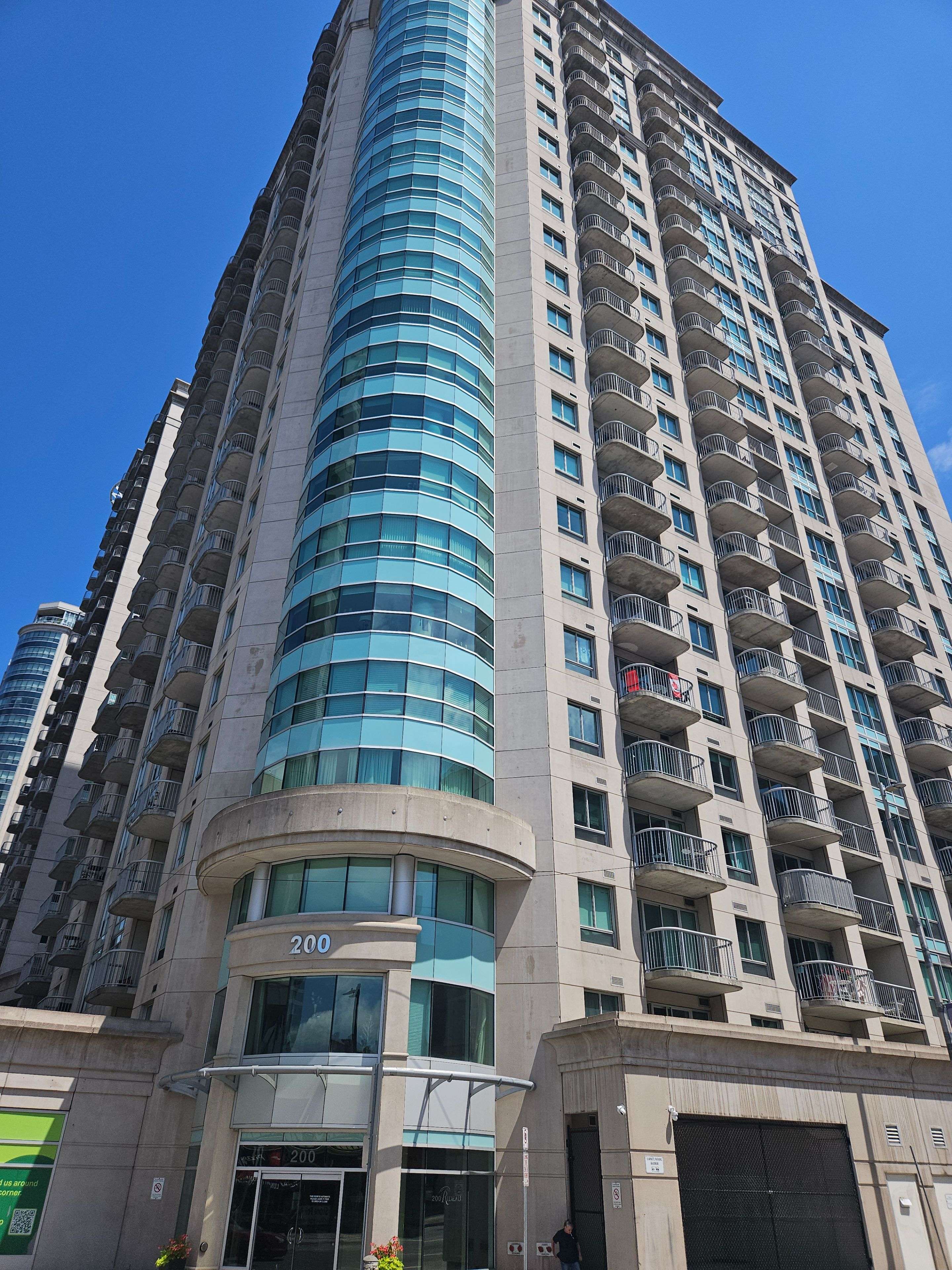 200 Rideau ST #606, Lower Town - Sandy Hill, ON K1N 5Y1
