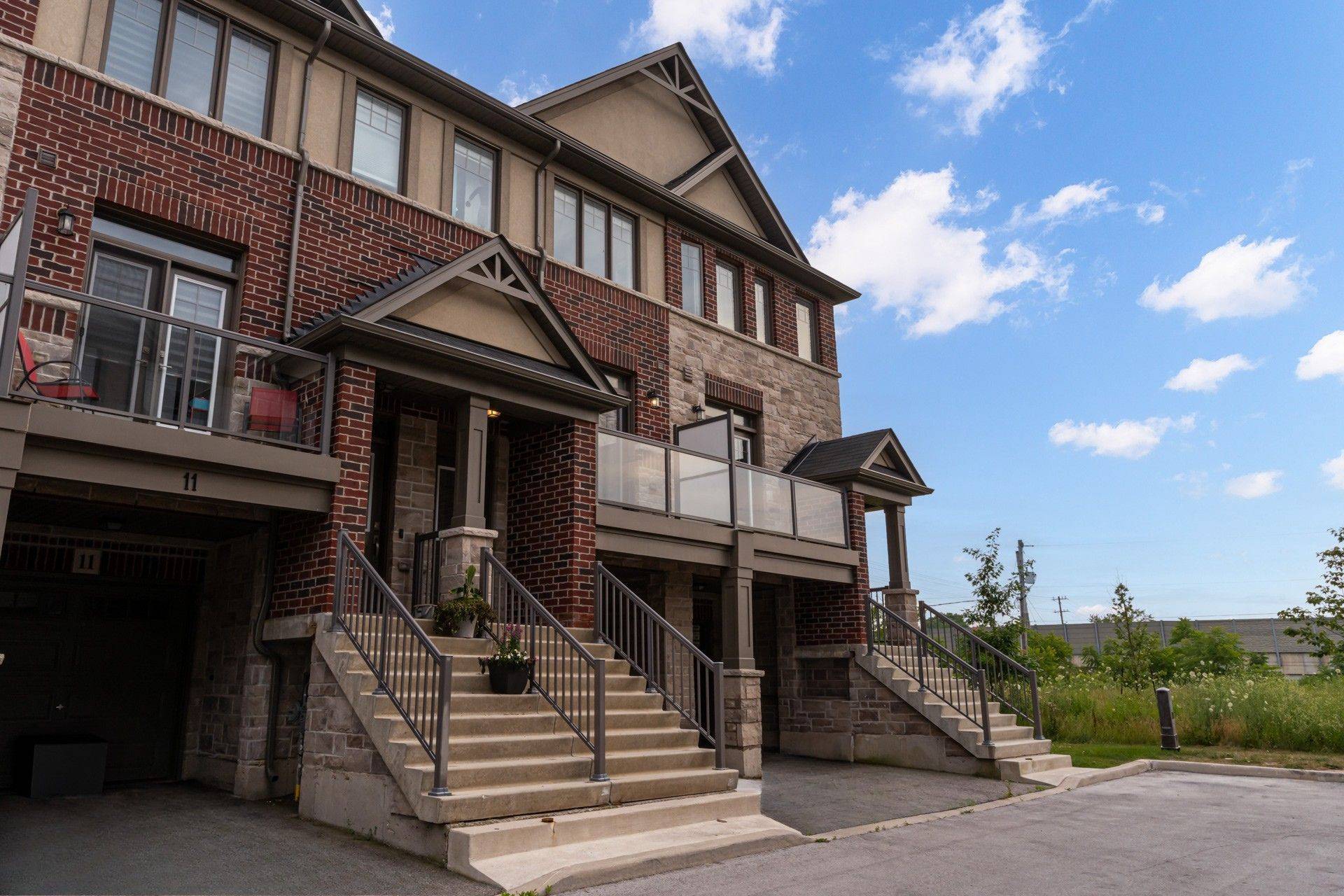 Hamilton, ON L9G 0H2,13 Pringle LN
