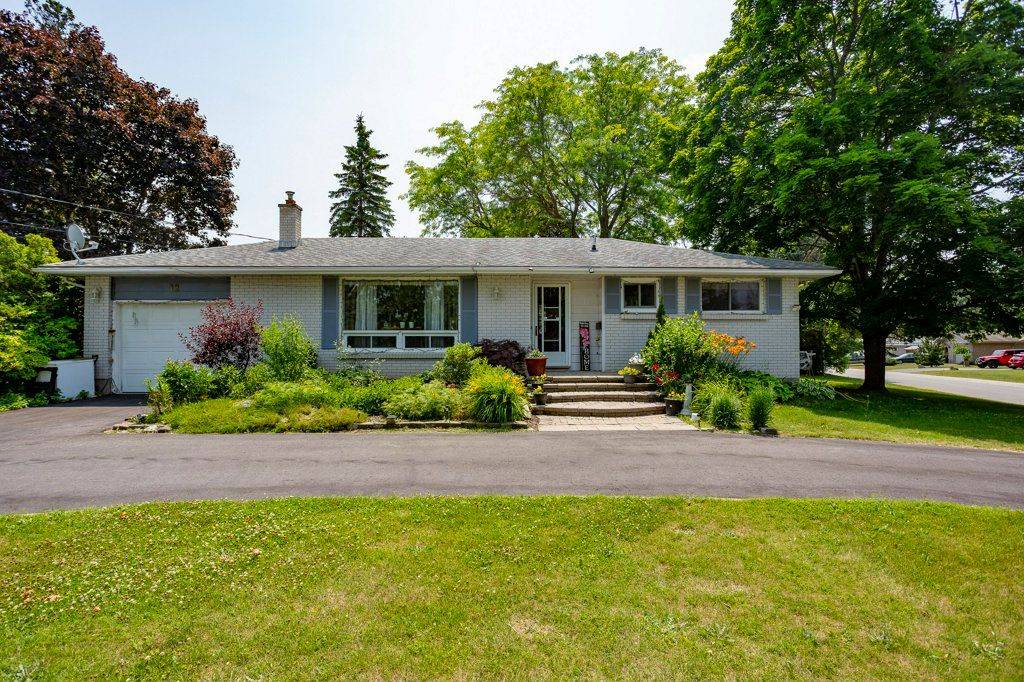 Quinte West, ON K0K 1E0,12 Nelson ST