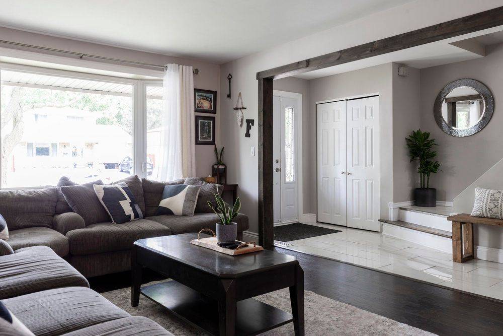 Hamilton, ON L8K 5K6,357 Saint Andrews DR