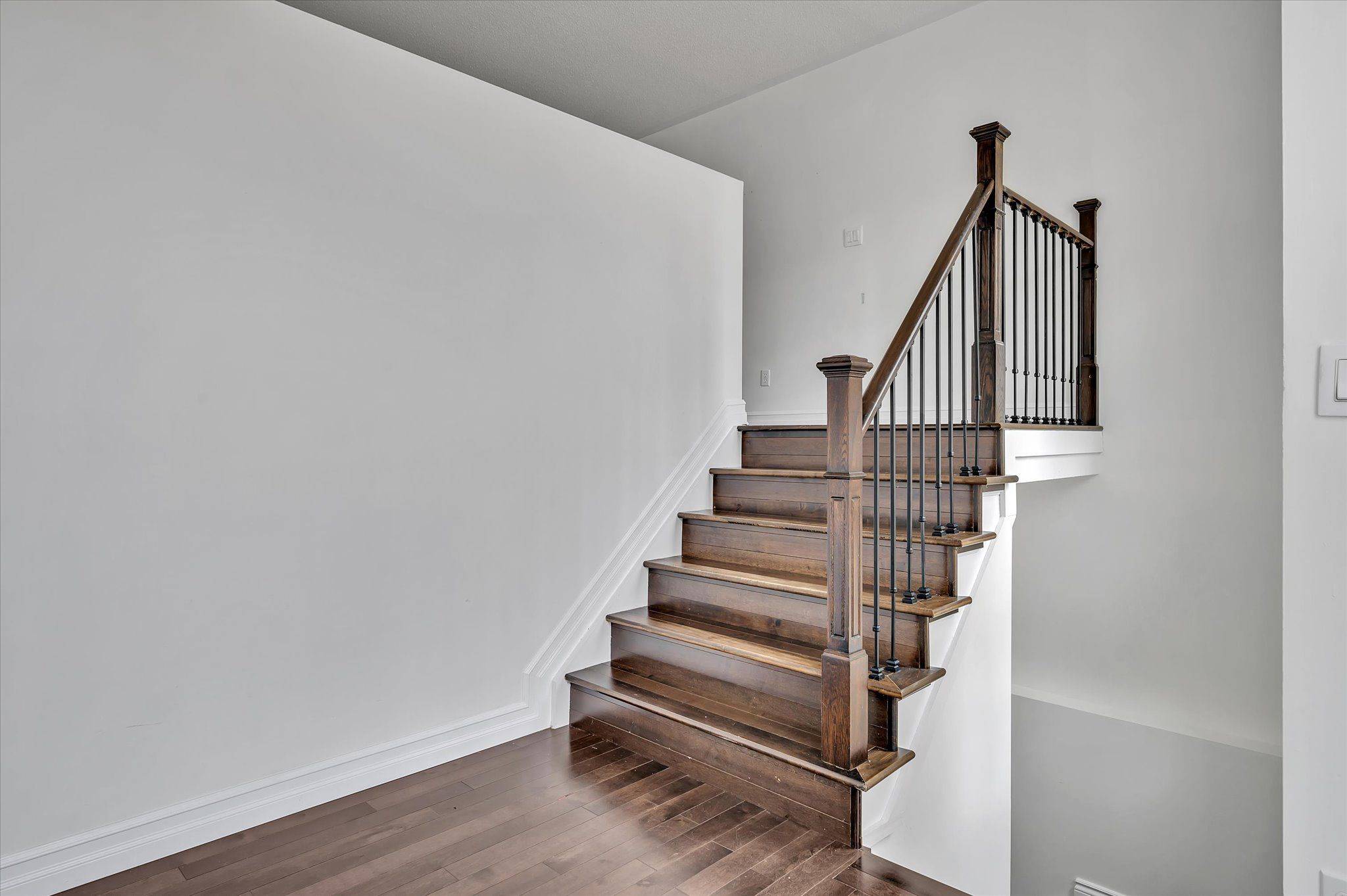 Peterborough West, ON K9K 2J1,1414 Glenforest CRES