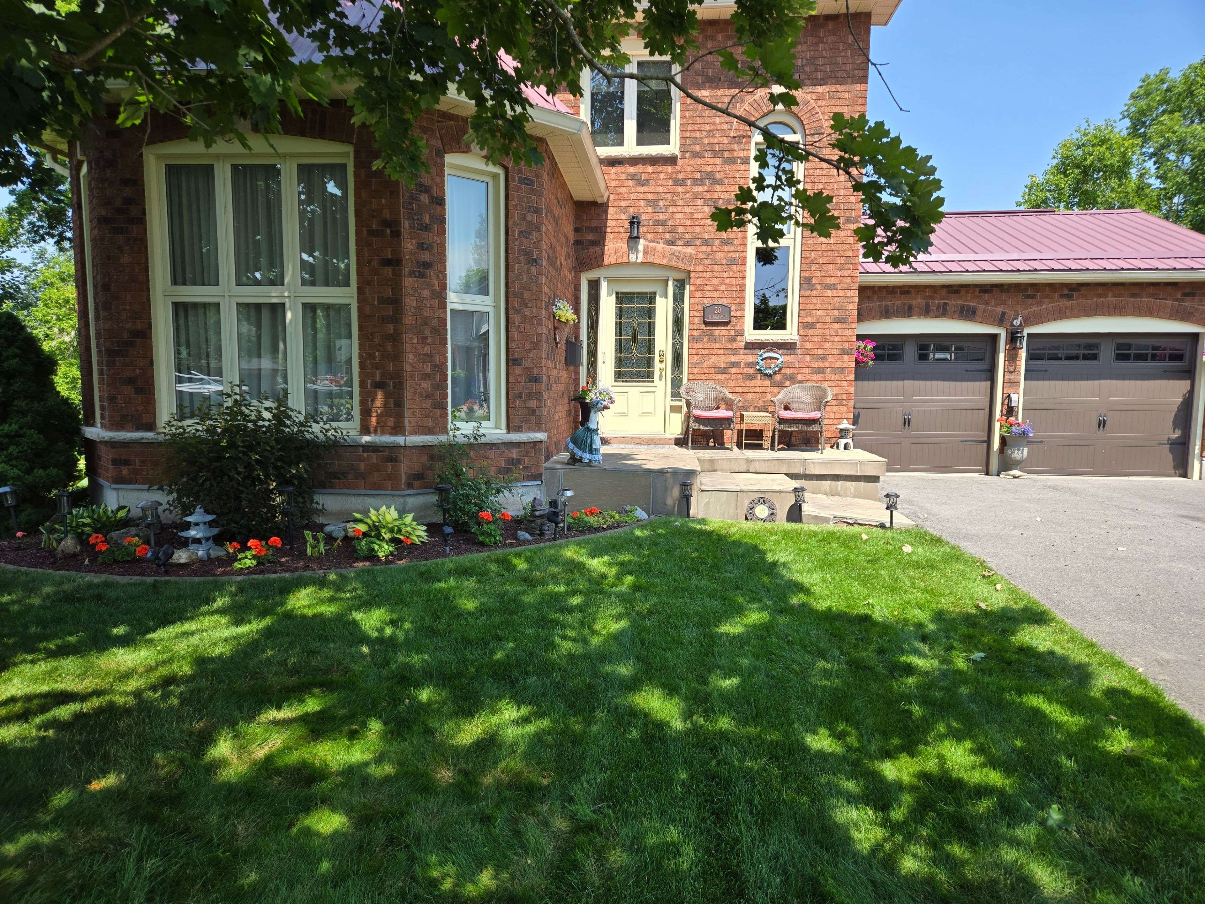 20 Olympia CT, Kawartha Lakes, ON K9V 6C8