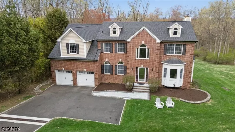 Chatham Twp., NJ 07928,562 Fairmount Ave