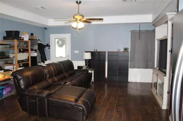 Bailey, TX 75452,402 Cleveland Street