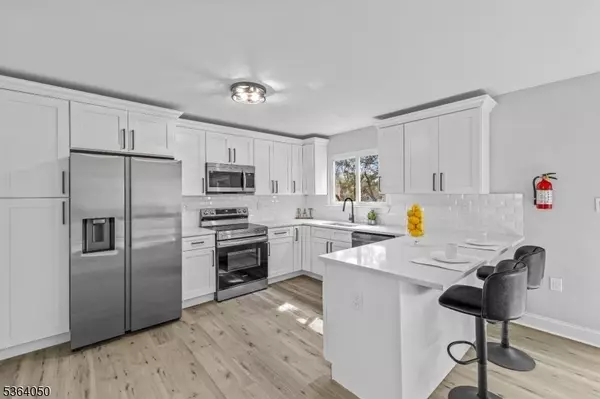 Hillsborough Twp., NJ 08844,55 Balsam Ct