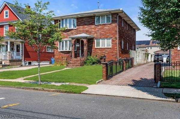 307 Hussa St, Linden City, NJ 07036