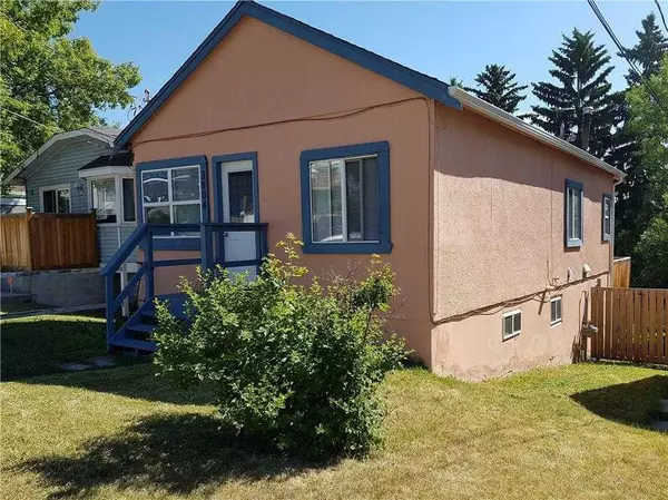 3804 Centre A ST Northeast, Calgary, AB T3E 3A6