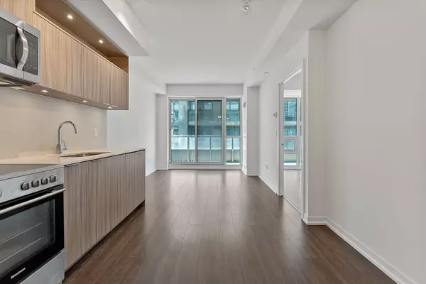 Toronto C15, ON M2J 0E3,50 Forest Manor RD #404