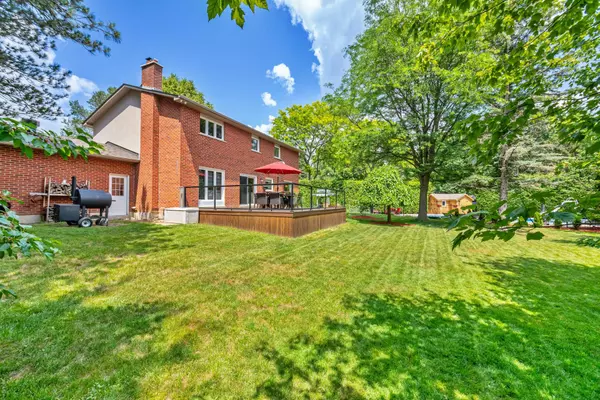 Richmond Hill, ON L4E 2N7,8 Cheval CT