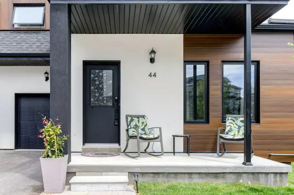 Orillia, ON L3V 8M3,44 Ruby CRES