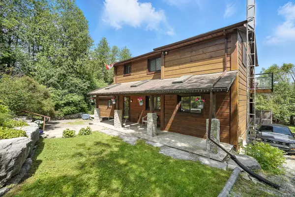 Trent Lakes, ON K0M 1A0,183 Pirates Glen DR