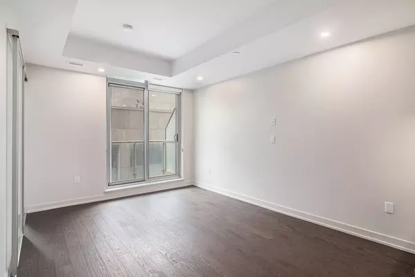 Ottawa Centre, ON K1P 0B7,101 QUEEN ST #808