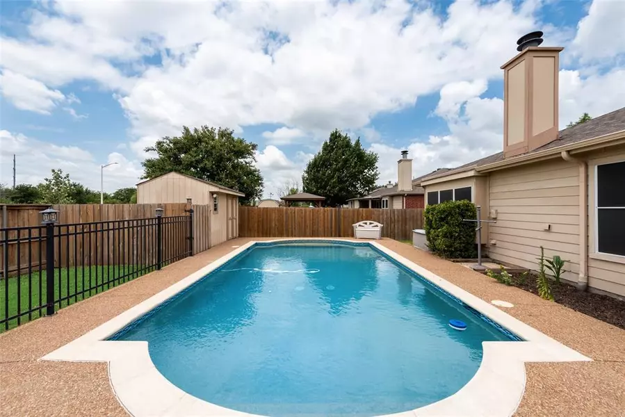 4305 Sonoma Drive, Denton, TX 76226