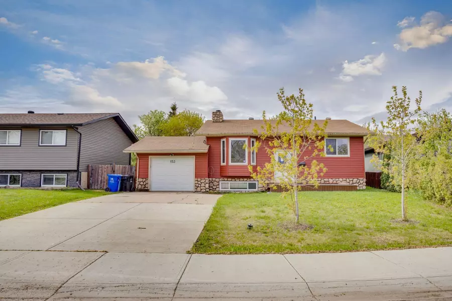 153 Caldwell CRES, Fort Mcmurray, AB T9K1G4