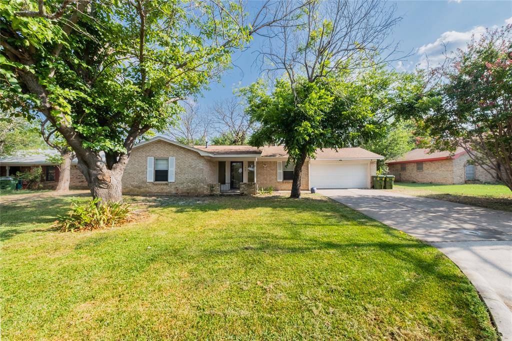 1402 SE 22nd Street,  Mineral Wells,  TX 76067